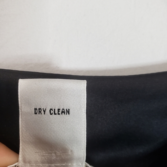 Talbots Petite Silk Blend Black Top Size Medium Petite - Picture 8 of 12